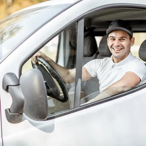 LOKALIZATORY MAŁYCH CIĘŻARÓWEK